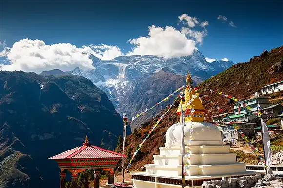 Stupa Namche Bazar-in Himalayas